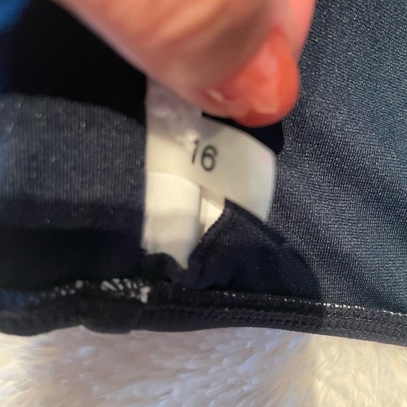 Seafolly halter & bottoms - Picture 4 of 8